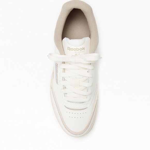 New w/ Tag Reebok Women's Beige Vital Neutral Club C Extra Sneakers - Size 8.5 - Picture 5 of 11